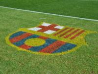 三亿体育体育注册-巴塞罗那前锋展现极致状态，领军球队前进