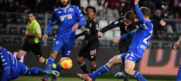 莱斯特城球员突然宣布退役，球迷为他们送上祝福的简单介绍