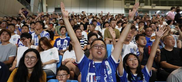 三亿体育体育电竞-精彩瞬间连连，球迷为球队场场为之欢呼的简单介绍