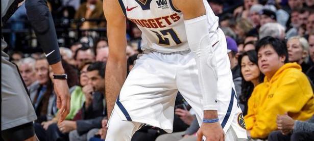 三亿体育体育新闻-战术变革助球队逆转胜利，实力得到认可