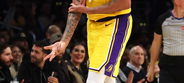 三亿体育体育官网app-关于湖人主场惜败猛龙，浓眉得分领跑的信息