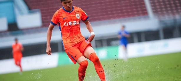 三亿体育体育课程-关于山东队主场比赛遭遇困难，顽强拼搏的信息