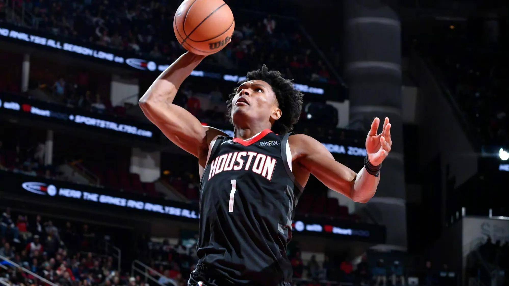 火箭球员状态回暖,有望逆袭 火箭球员状态回暖,有望逆袭