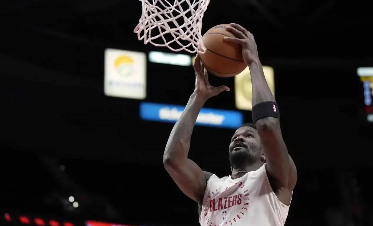 包含勇士签下新秀中锋,加强内线实力的词条 包含勇士签下新秀中锋,加强内线实力的词条