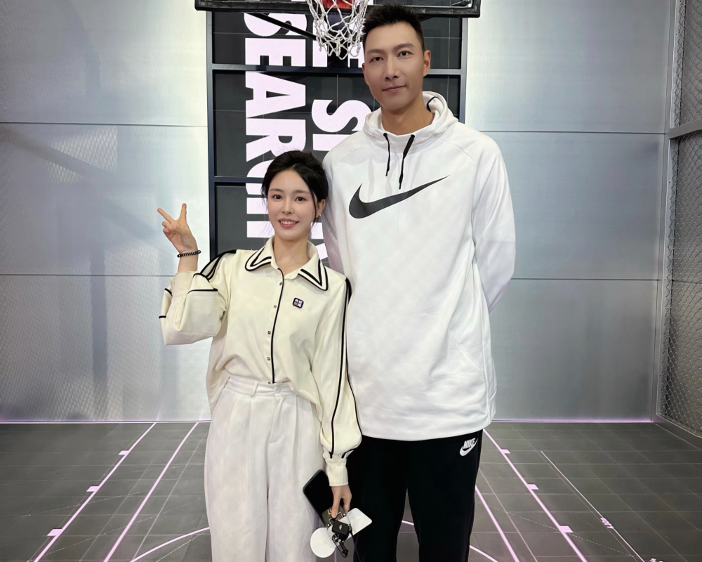 关于易建联现身慈善活动,呼吁更多人关注公益事业的信息 关于易建联现身慈善活动,呼吁更多人关注公益事业的信息