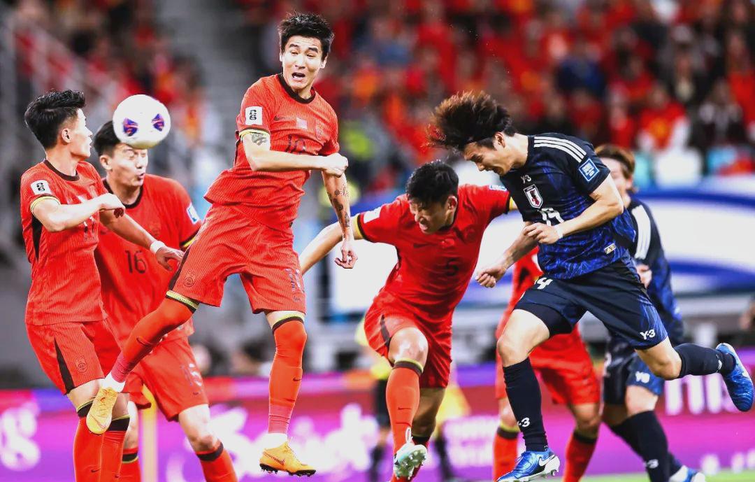 赛程紧凑,球员们全力以赴迎战挑战 赛程紧凑,球员们全力以赴迎战挑战