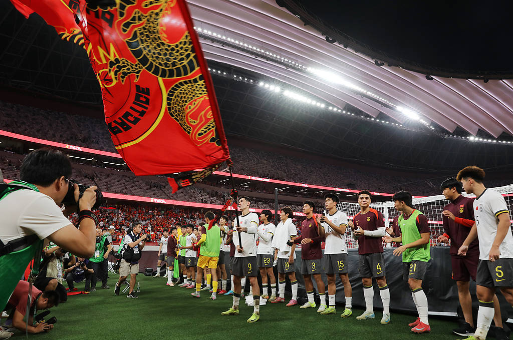 赛程紧凑,球员们全力以赴迎战挑战 赛程紧凑,球员们全力以赴迎战挑战