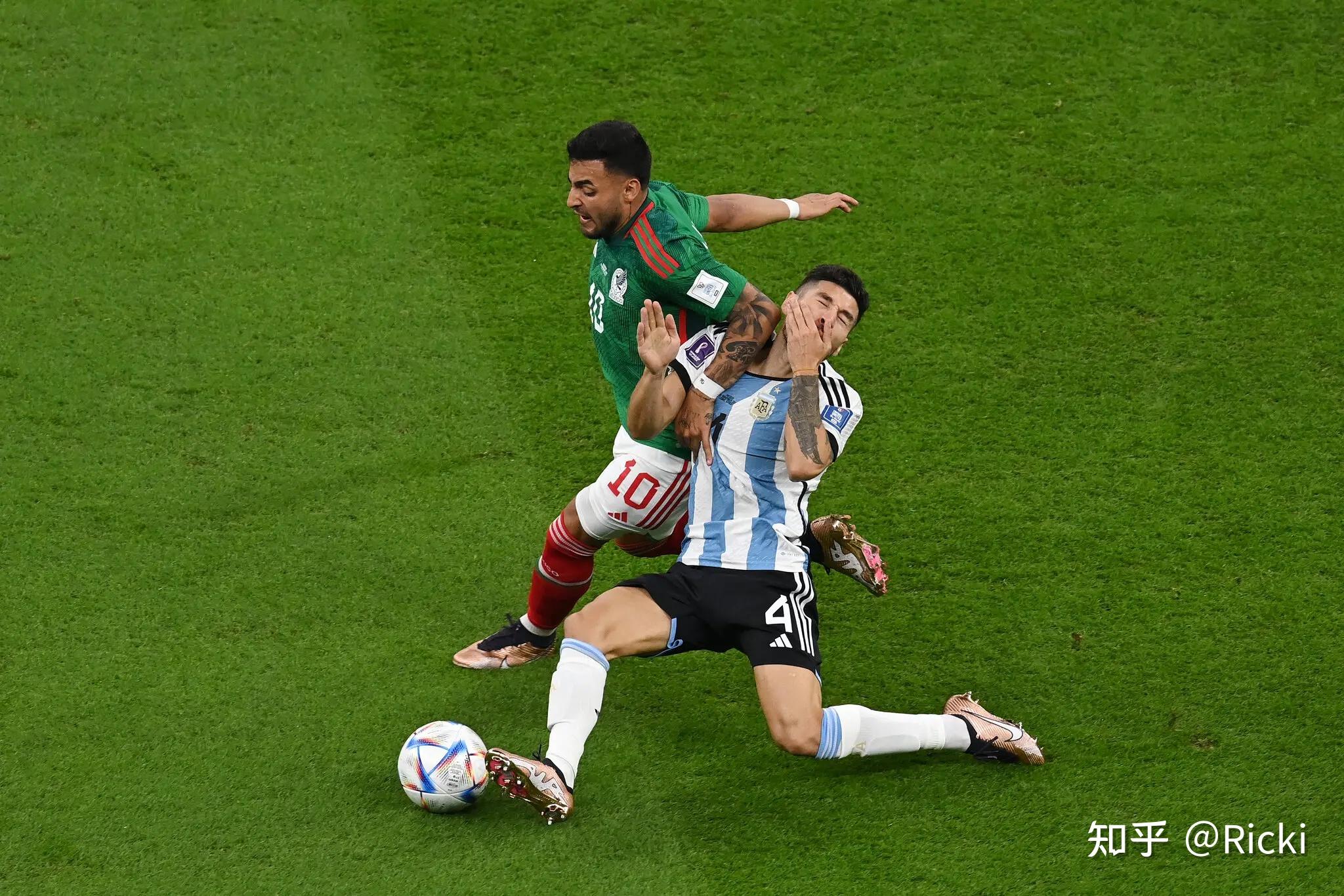 墨西哥击败希腊,晋级排球四强,表现强劲 墨西哥击败希腊,晋级排球四强,表现强劲