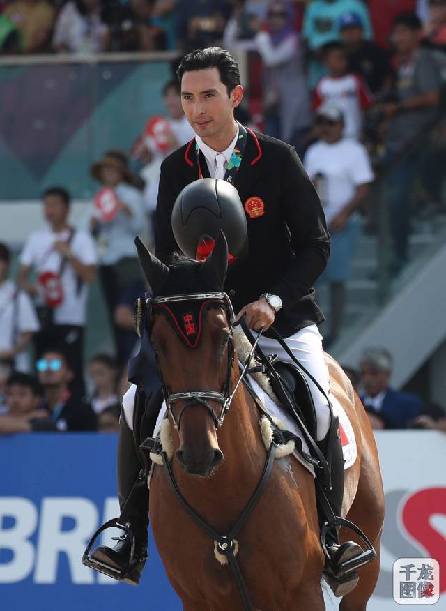 斯洛伐克选手突破障碍,获得马术铜牌的简单介绍 斯洛伐克选手突破障碍,获得马术铜牌的简单介绍
