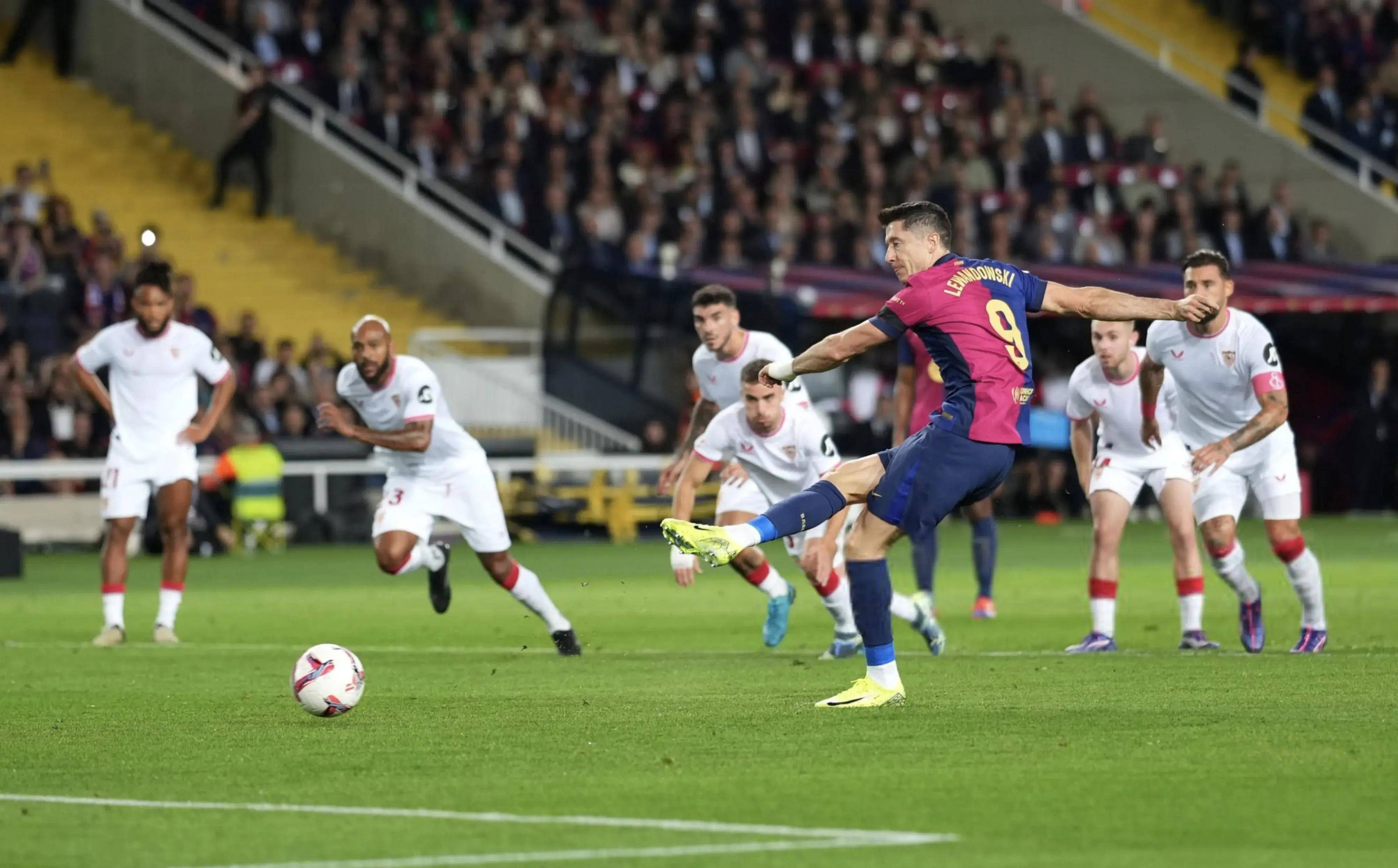 关于西甲联赛:巴塞罗那客场逆转赢球继续领跑积分榜的信息 关于西甲联赛:巴塞罗那客场逆转赢球继续领跑积分榜的信息