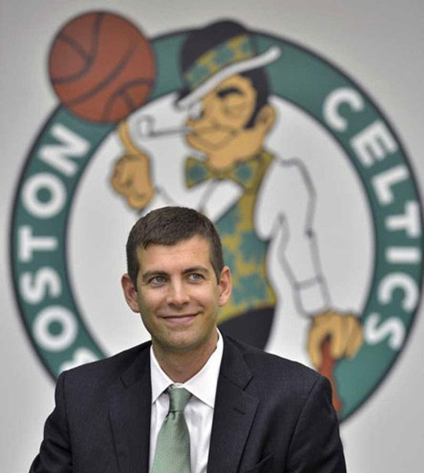 凯尔特人老将表现稳定,为球队贡献不可或缺力量的简单介绍 凯尔特人老将表现稳定,为球队贡献不可或缺力量的简单介绍