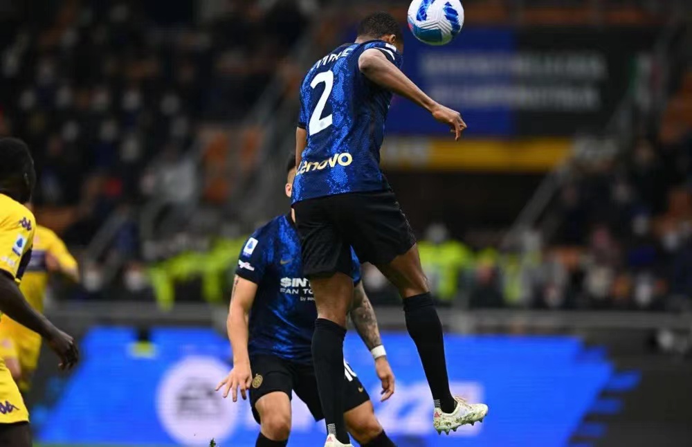 包含国米后卫普鲁佐:我们在场上没有弱点,每个人都是关键的词条 包含国米后卫普鲁佐:我们在场上没有弱点,每个人都是关键的词条